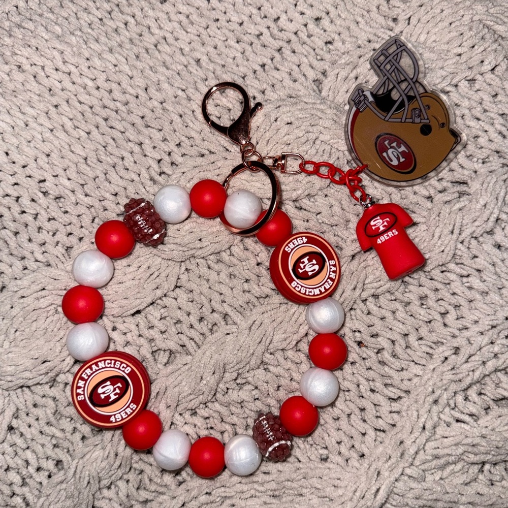 San Francisco 49ers Beaded Keychain Wristlet ❤️💛🏈